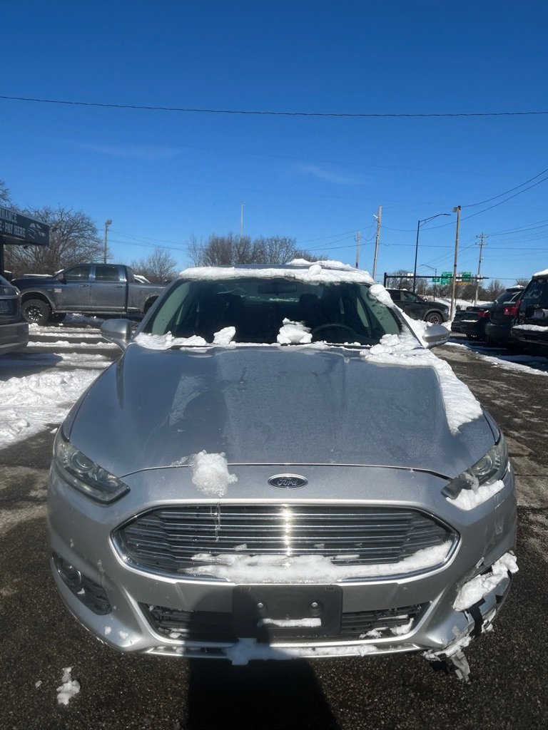 Used 2013 Ford Fusion SE image 3