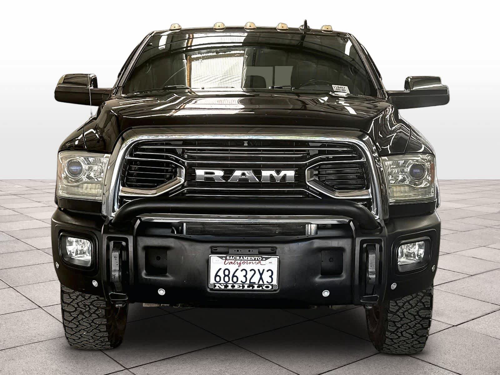 Used 2016 RAM 2500 Limited AWD/4WD image 2