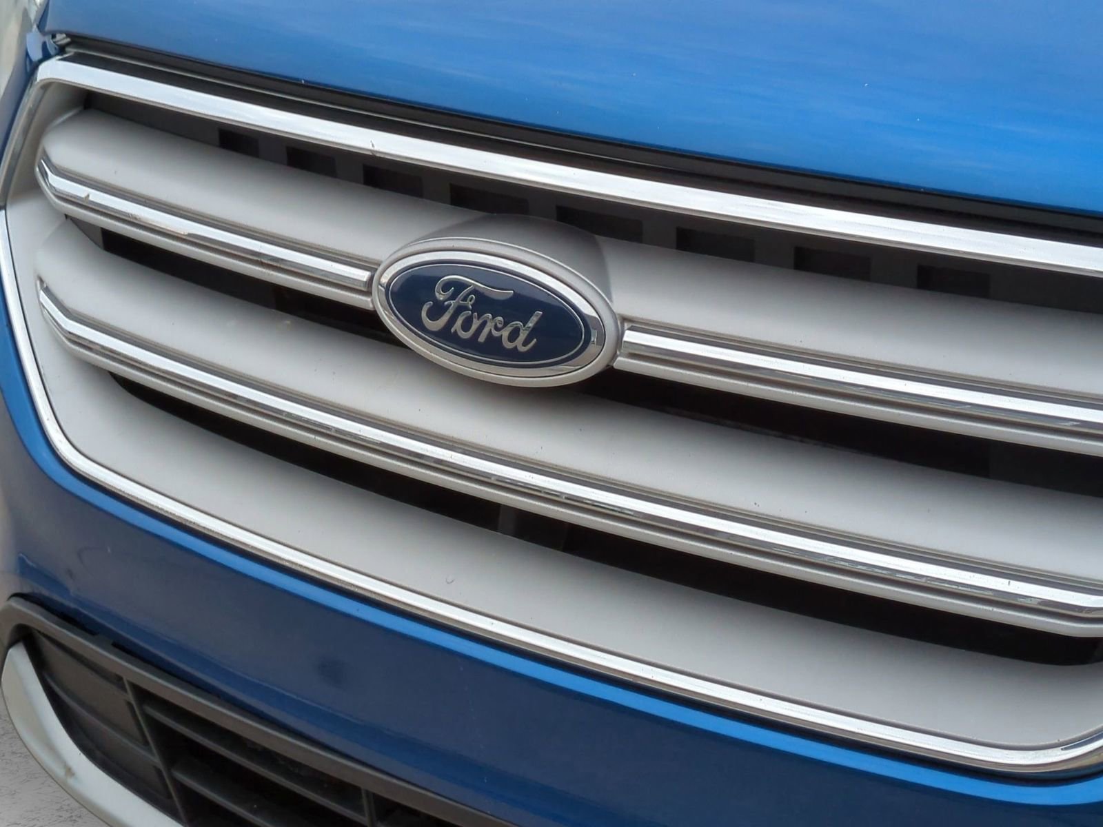 Used 2018 Ford Escape SE w/ SE Sync 3 Package image 13