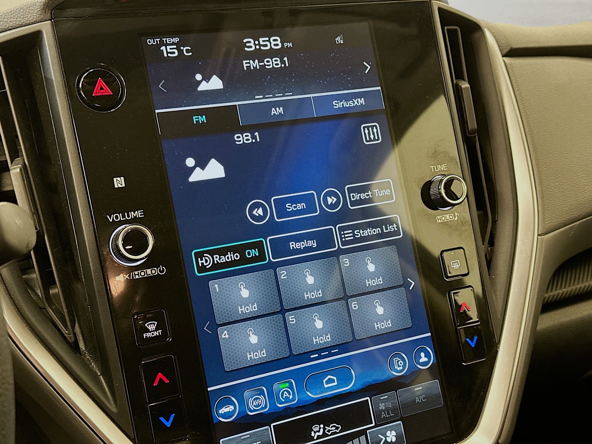 Used 2025 Subaru Crosstrek 2.0i Premium image 21