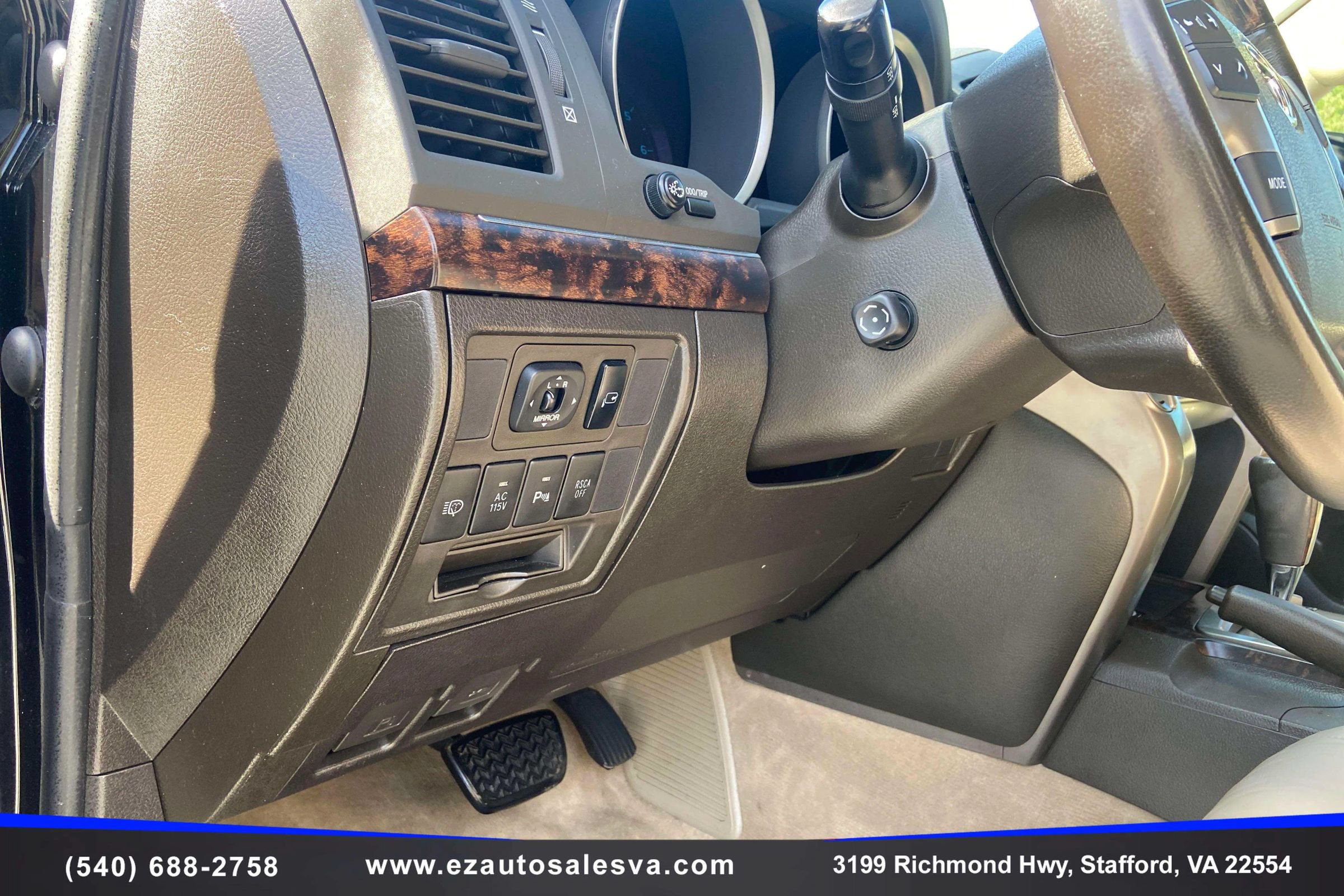 Used 2008 Toyota Land Cruiser AWD/4WD image 23