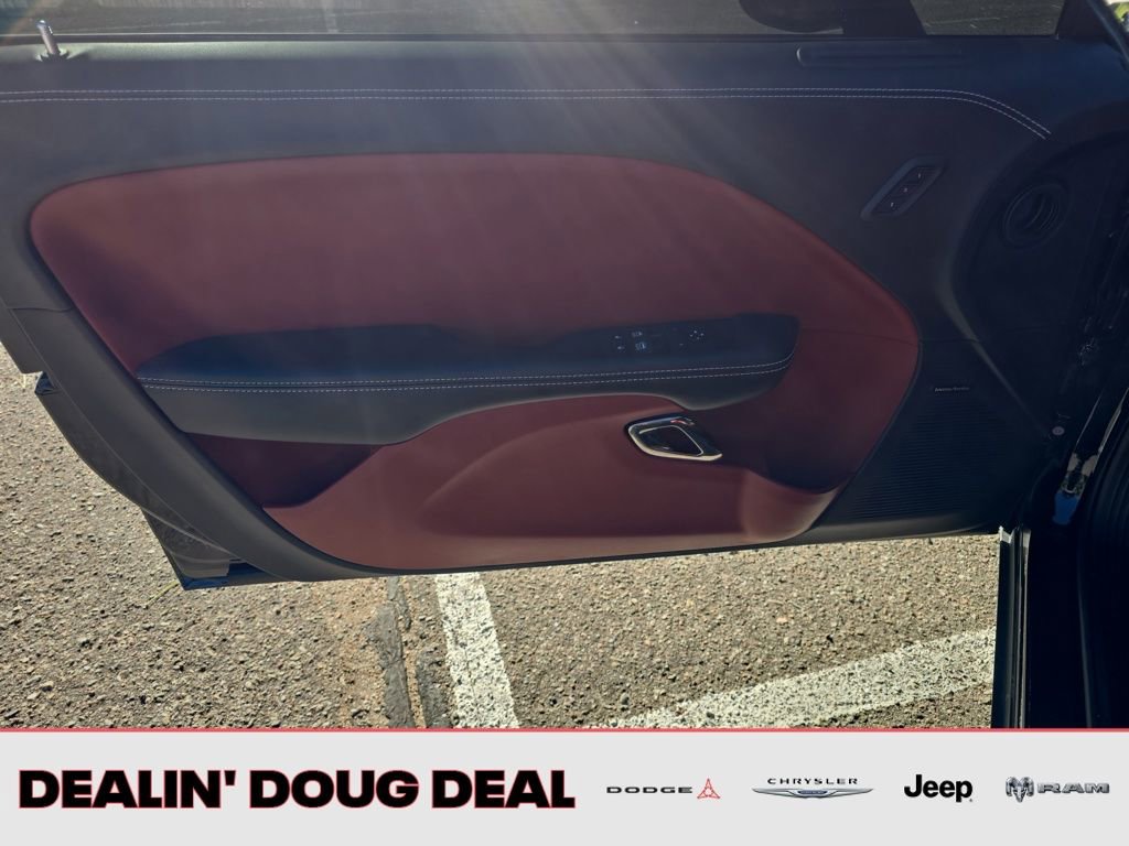 Used 2023 Dodge Challenger SRT Hellcat image 11