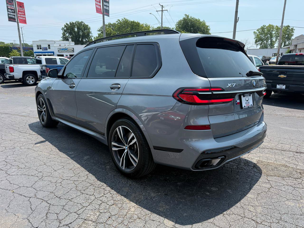 Used 2023 BMW X7 xDrive40i w/ Executive Package AWD/4WD image 5