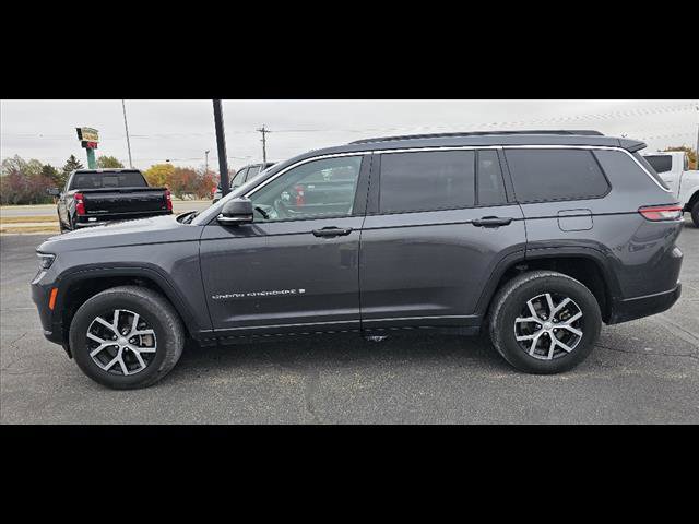 Used 2024 Jeep Grand Cherokee L Limited w/ Luxury Tech Group II image 6
