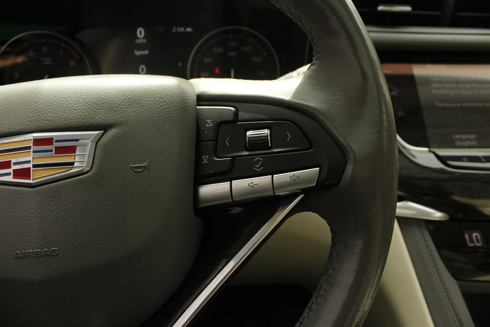 Used 2021 Cadillac XT6 Premium Luxury FWD image 33