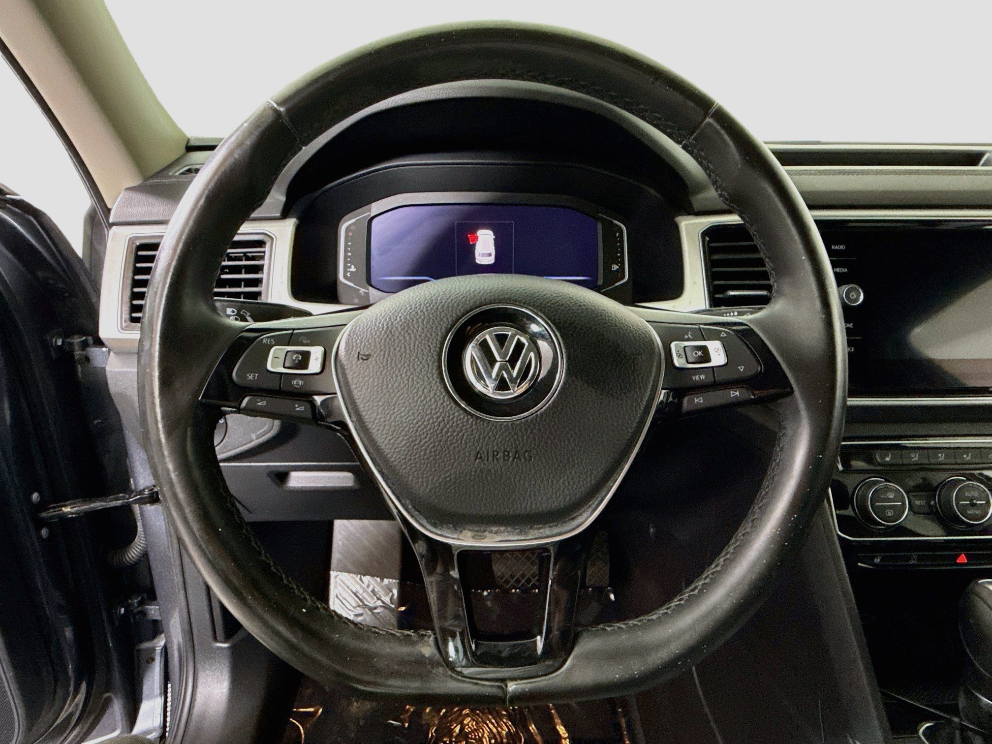 Used 2019 Volkswagen Atlas SEL AWD/4WD image 13