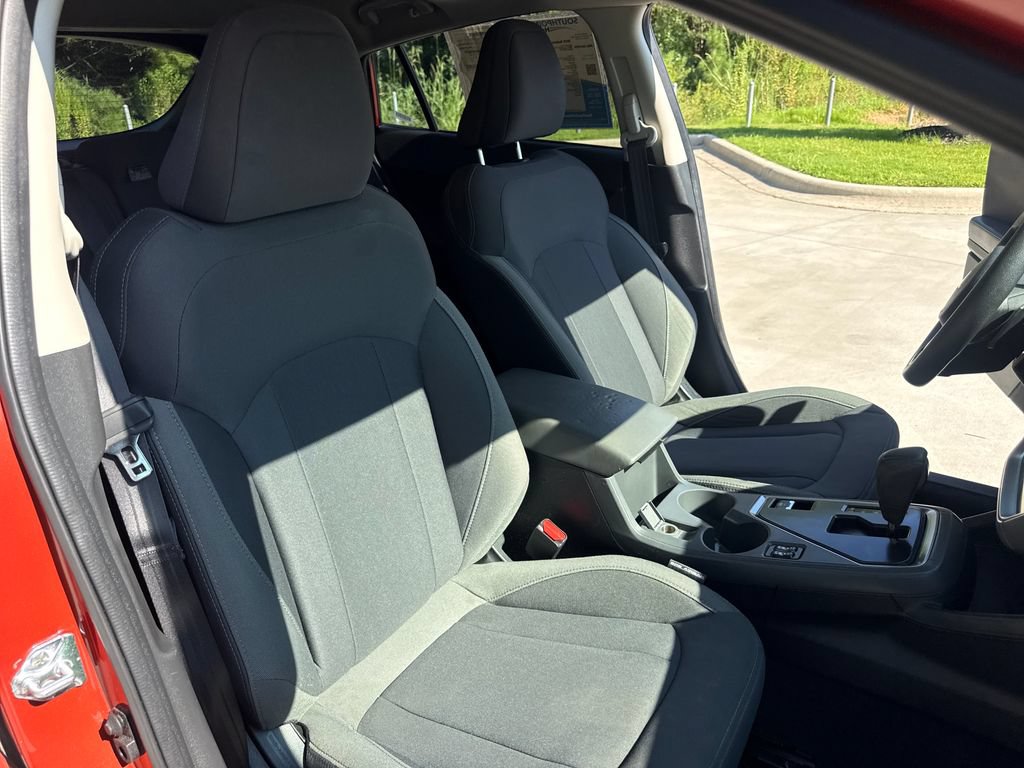 Used 2025 Subaru Crosstrek 2.5i Premium AWD/4WD image 35