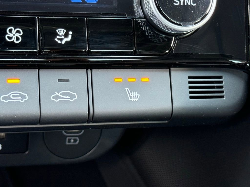 New 2025 Hyundai Elantra SEL image 5