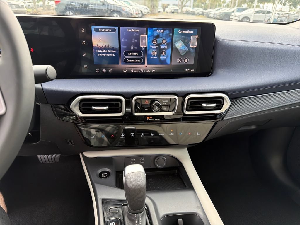 New 2026 Nissan Sentra SL w/ Floor Mat Package FWD image 29