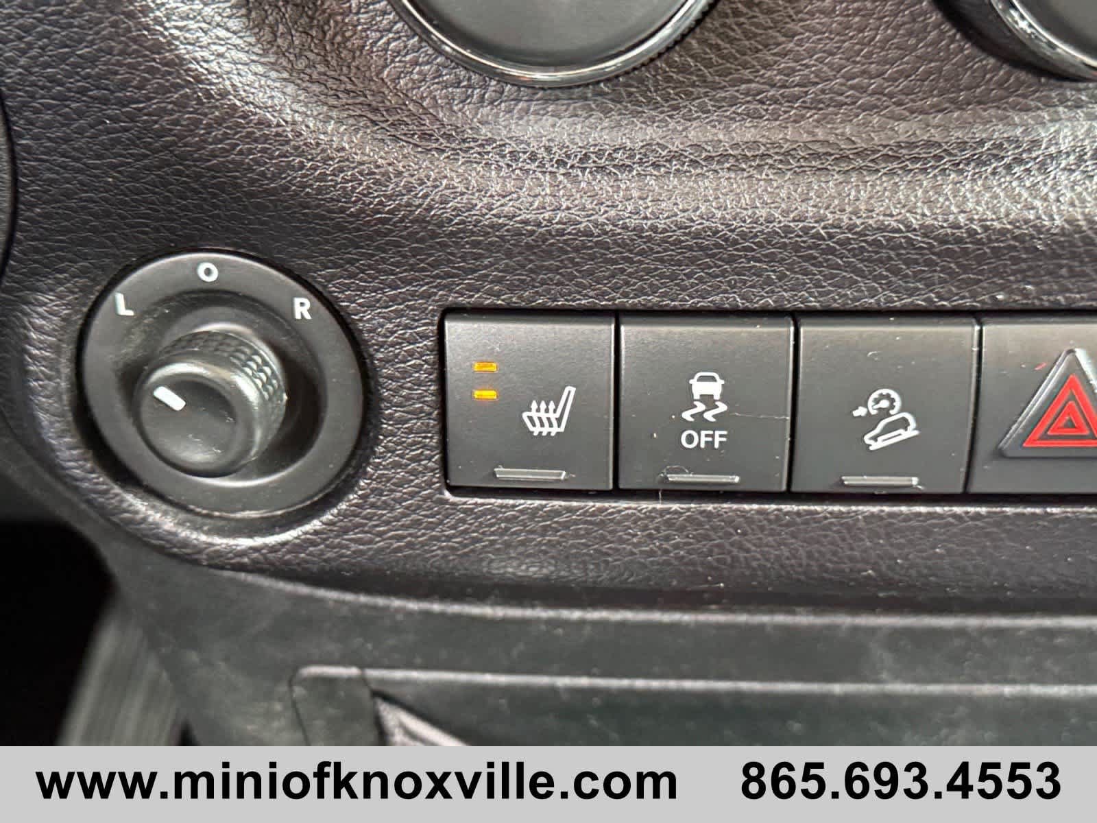 Used 2017 Jeep Wrangler Unlimited Sahara w/ Quick Order Package 24E Chief AWD/4WD image 23