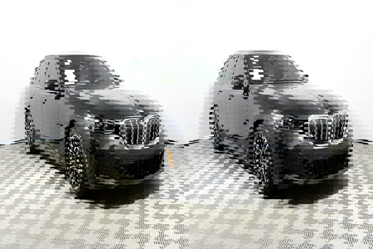 Used 2024 BMW 530i w/ M Sport Package image 42