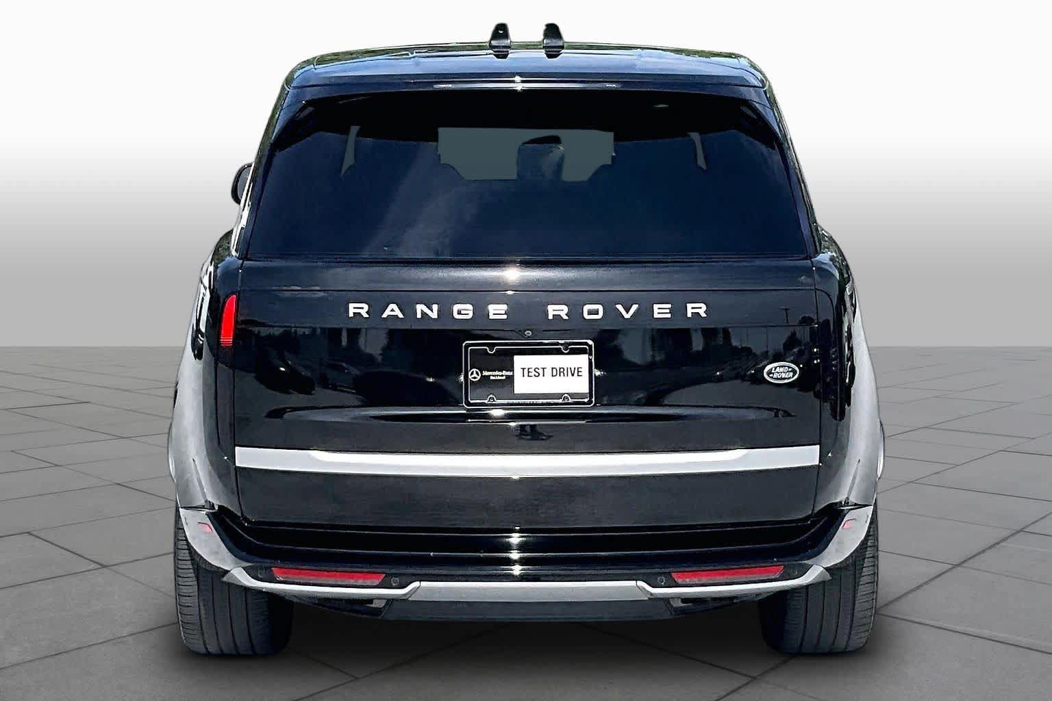 Used 2023 Land Rover Range Rover Autobiography AWD/4WD image 12