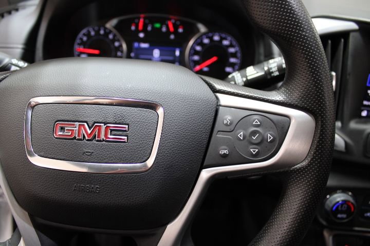 Certified 2022 GMC Terrain SLE w/ Driver Convenience Package image 39