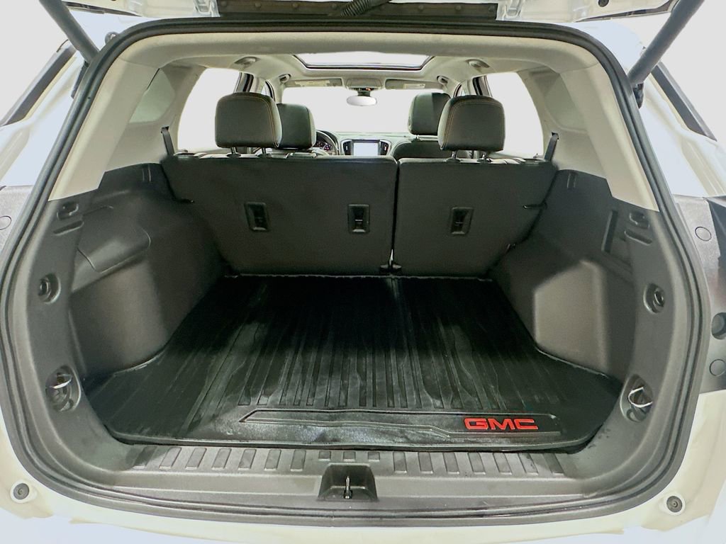 Used 2024 GMC Terrain AT4 w/ Infotainment Package II AWD/4WD image 27