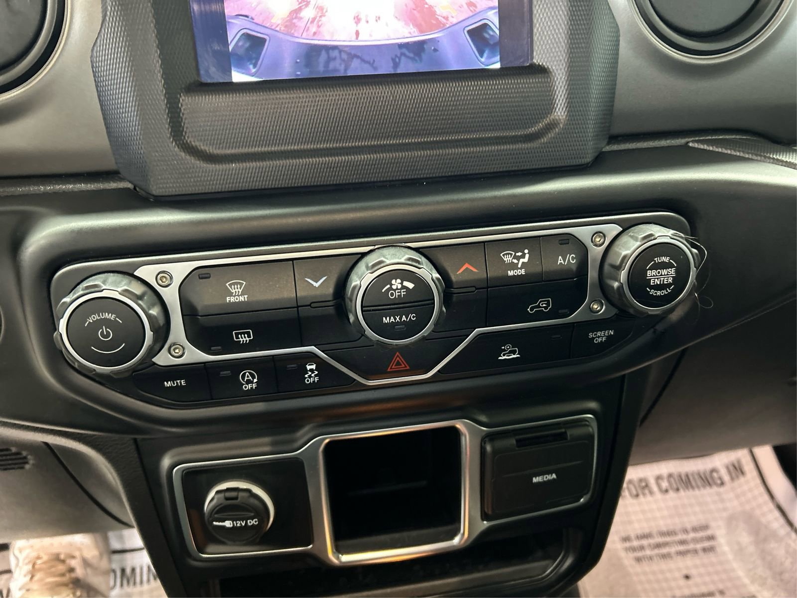 Used 2023 Jeep Gladiator Sport image 26