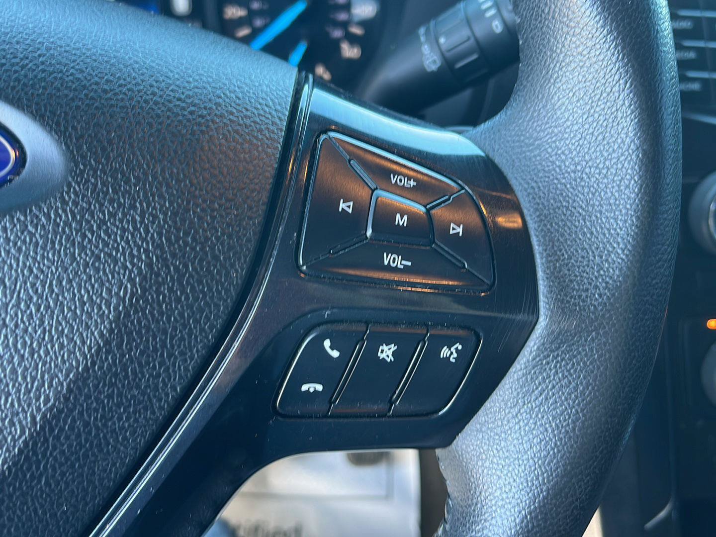 Used 2016 Ford Explorer XLT FWD image 12