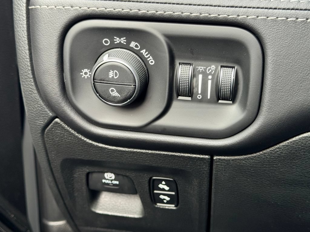New 2026 RAM 1500 Limited AWD/4WD image 28