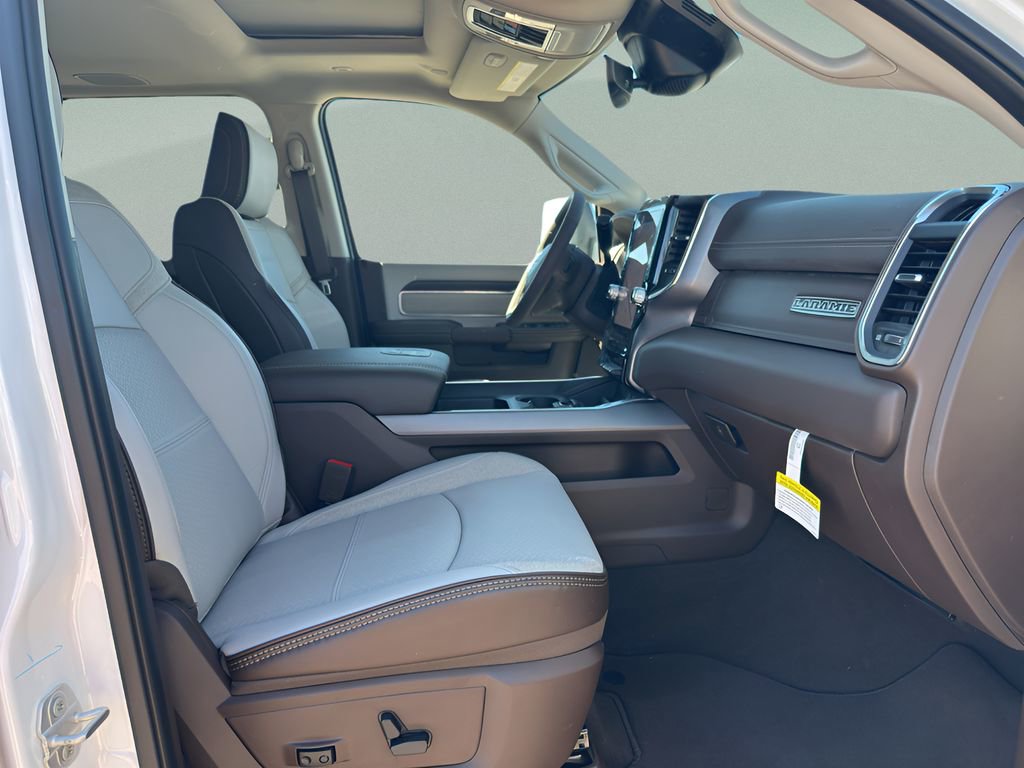 New 2025 RAM 2500 Laramie image 27