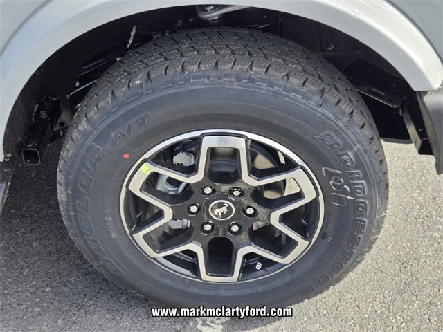 New 2026 Ford Bronco Outer Banks image 14