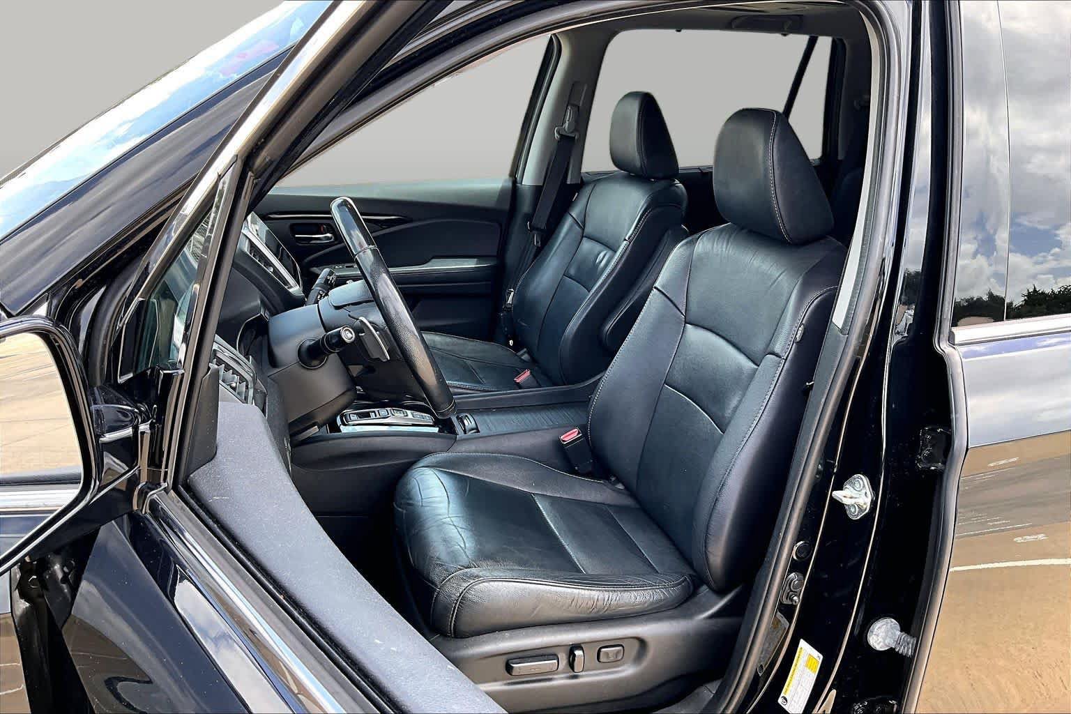 Used 2018 Honda Pilot Touring image 8