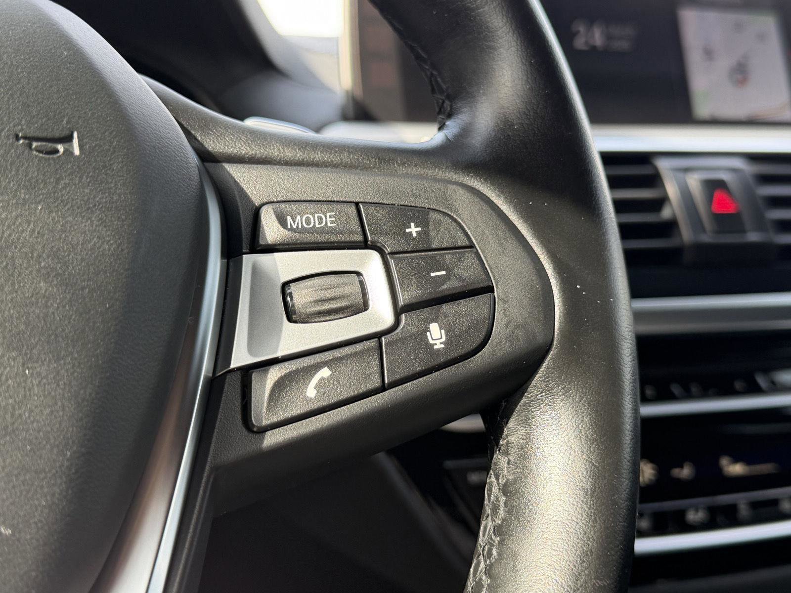 Used 2018 BMW X3 M40i image 14