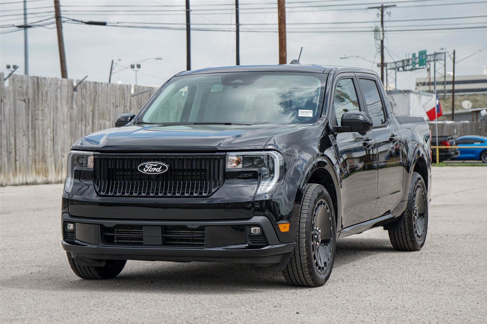 Used 2025 Ford Maverick Lobo image 8