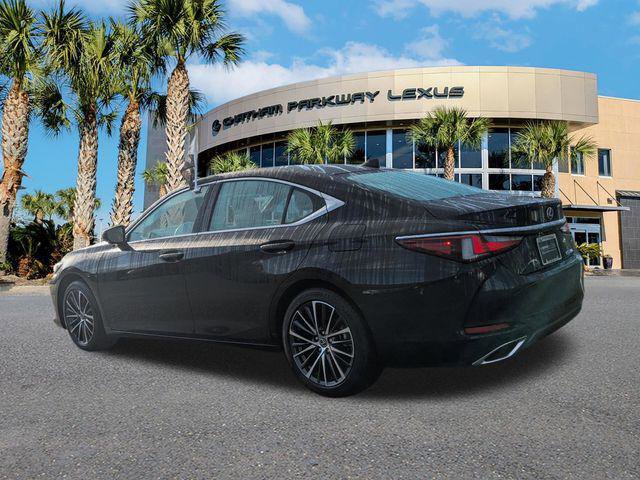 Certified 2025 Lexus ES 350 w/ Premium Package image 6