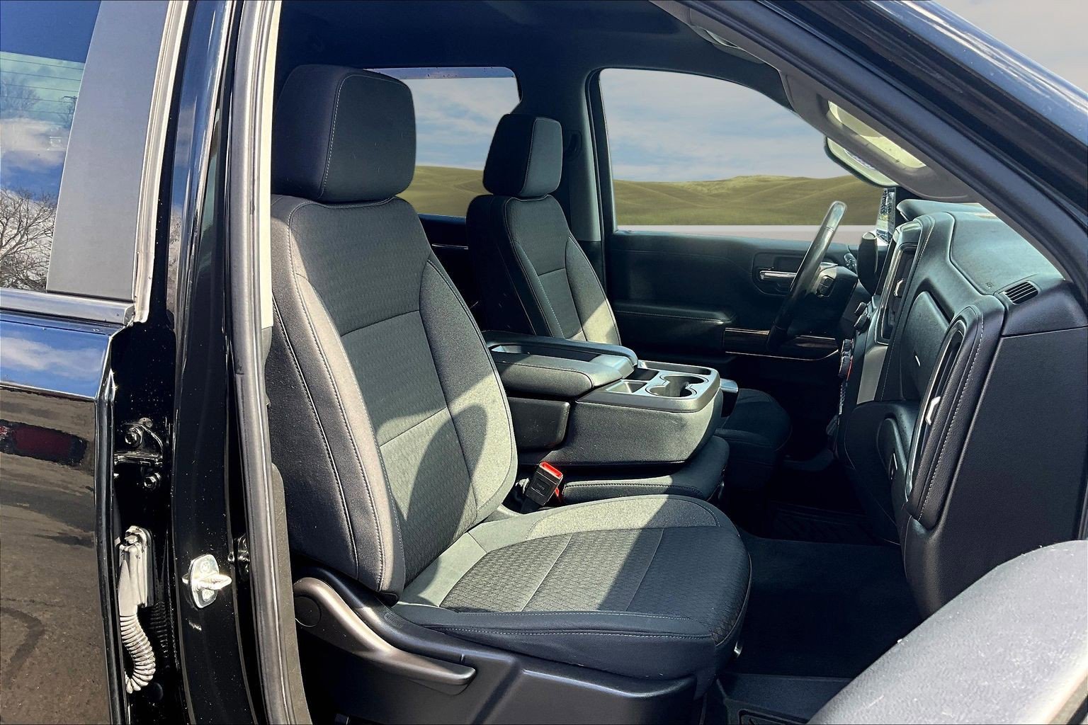 Used 2020 Chevrolet Silverado 1500 RST w/ All-Star Edition AWD/4WD image 21