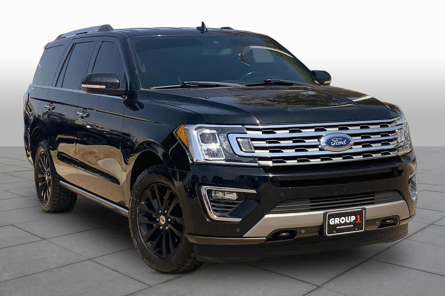 Used 2019 Ford Expedition Limited w/ Driver Assistance Package AWD/4WD image 3