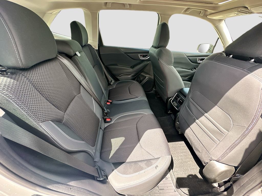 Used 2022 Subaru Forester Premium AWD/4WD image 27
