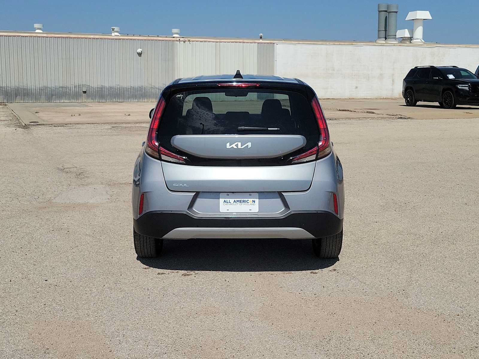 Used 2025 Kia Soul LX w/ LX Technology Package FWD image 7