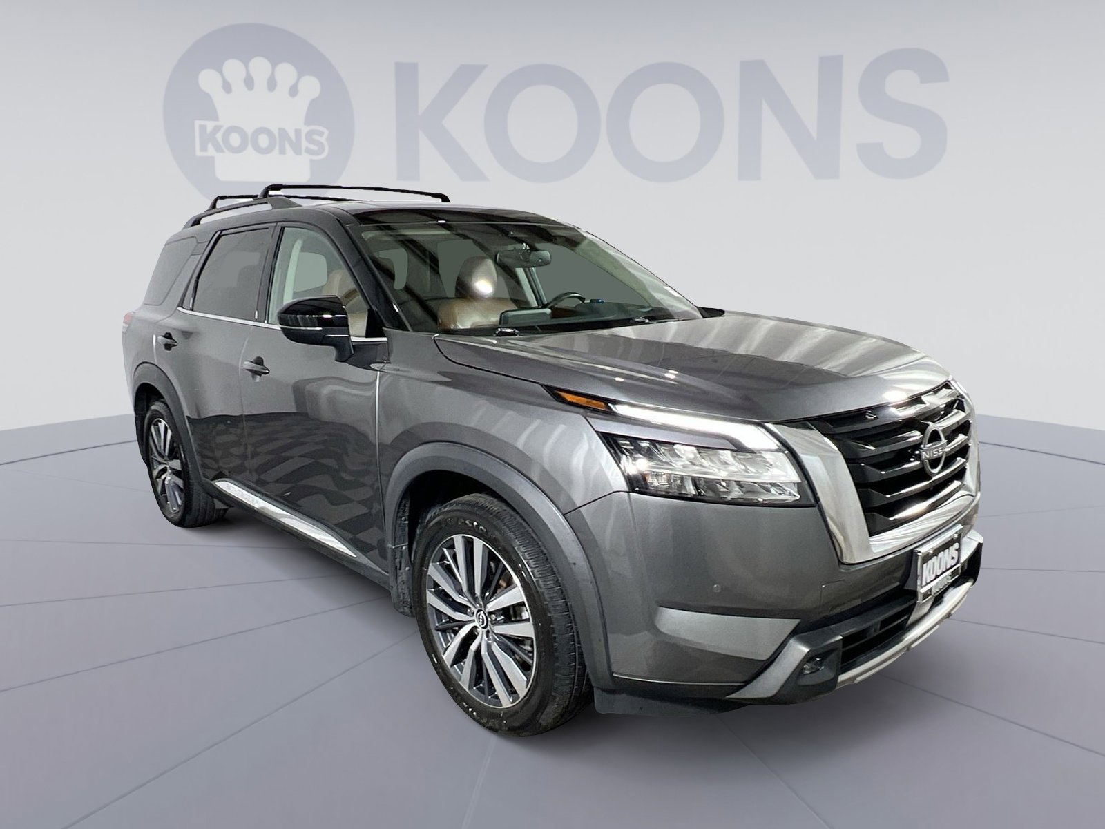 Used 2022 Nissan Pathfinder Platinum w/ Cargo Package image 10