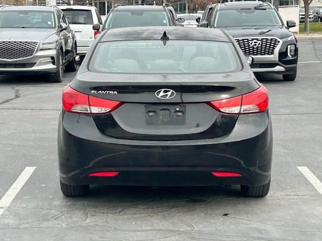 Used 2013 Hyundai Elantra GLS image 4
