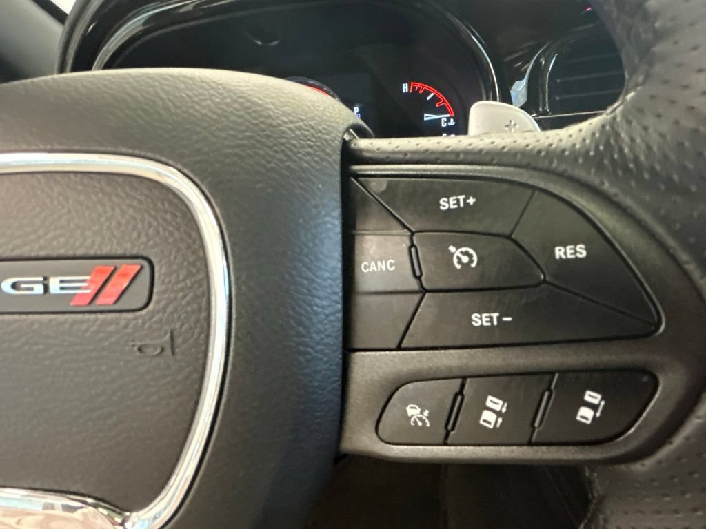 Used 2023 Dodge Durango R/T AWD/4WD image 32