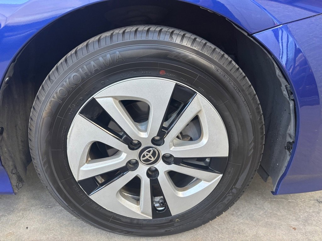 Used 2016 Toyota Prius Four image 49