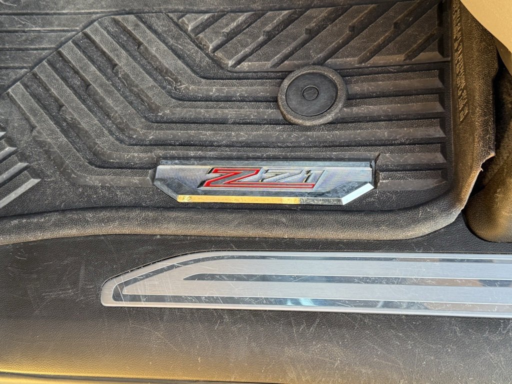 Used 2025 Chevrolet Silverado 1500 LTZ w/ LTZ Premium Package image 20