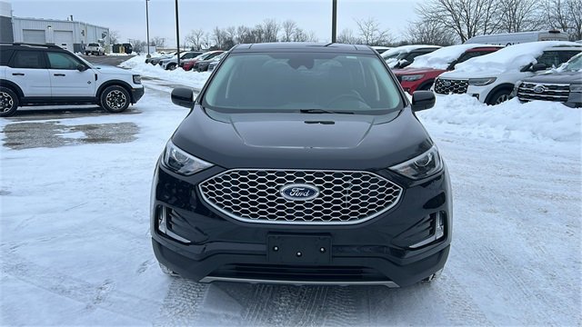 Used 2024 Ford Edge SEL w/ Convenience Package image 6