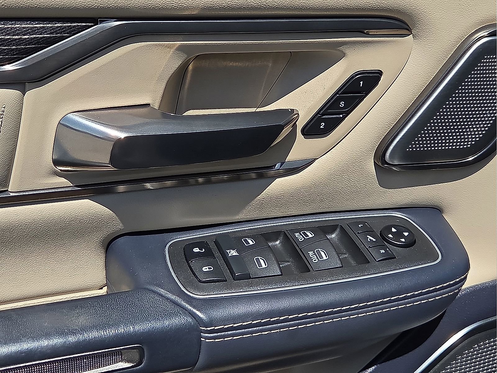Used 2021 RAM 1500 Limited image 13