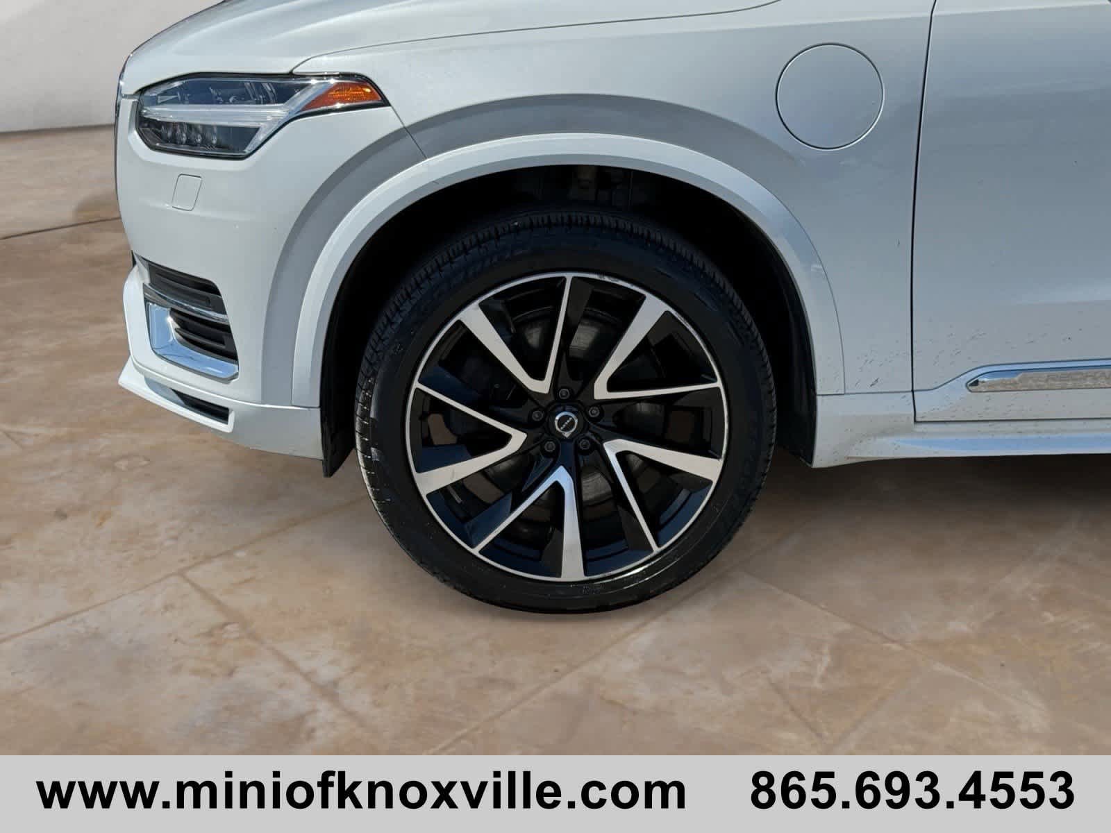 Used 2021 Volvo XC90 T8 Inscription Expression w/ Climate Package image 9