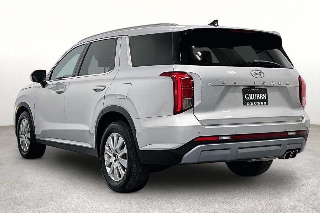 Used 2025 Hyundai Palisade SEL FWD image 15