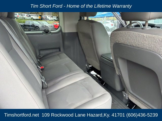 Used 2016 Nissan NV 3500 SV RWD image 23
