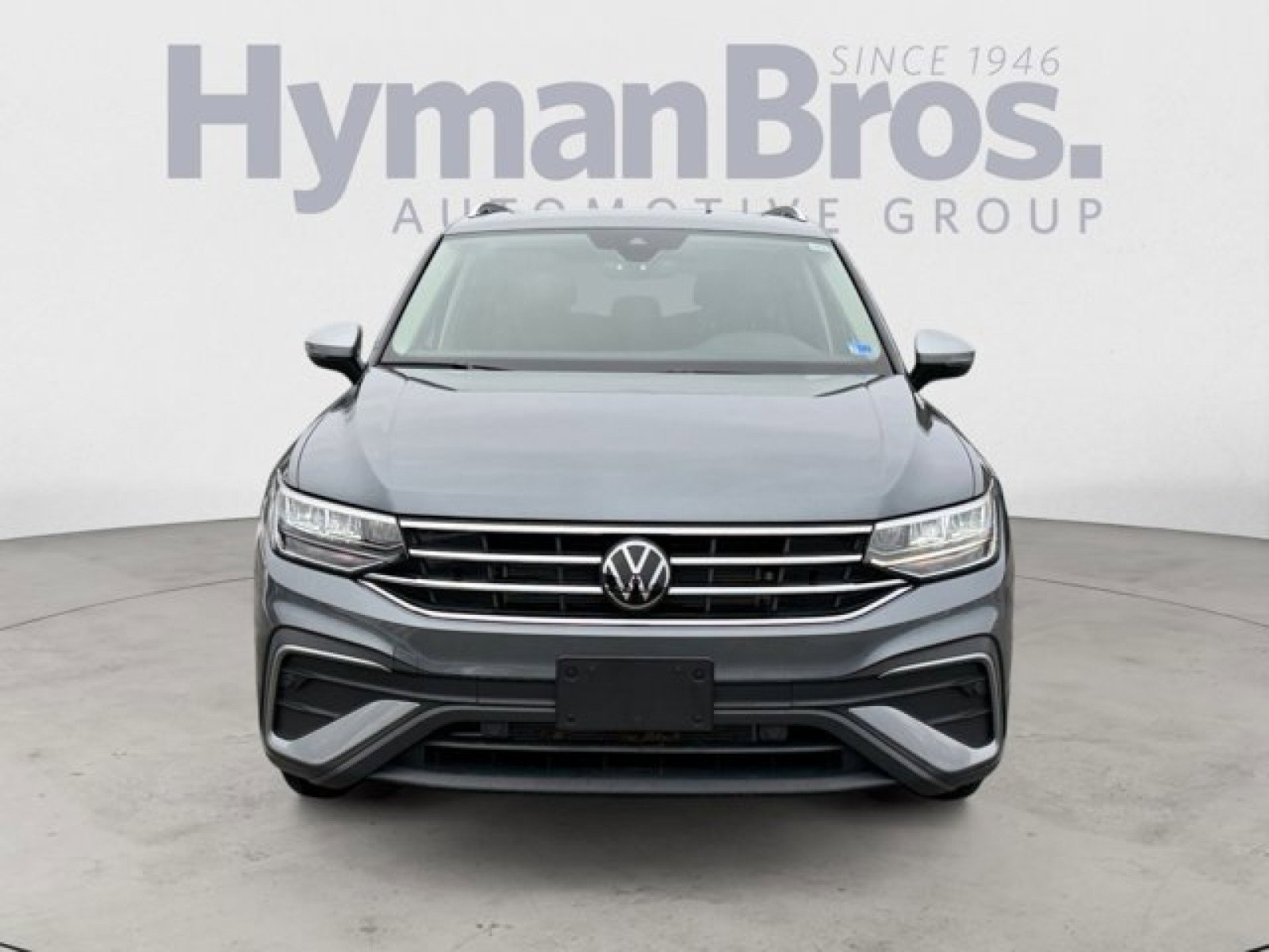 Used 2024 Volkswagen Tiguan Wolfsburg Edition image 8