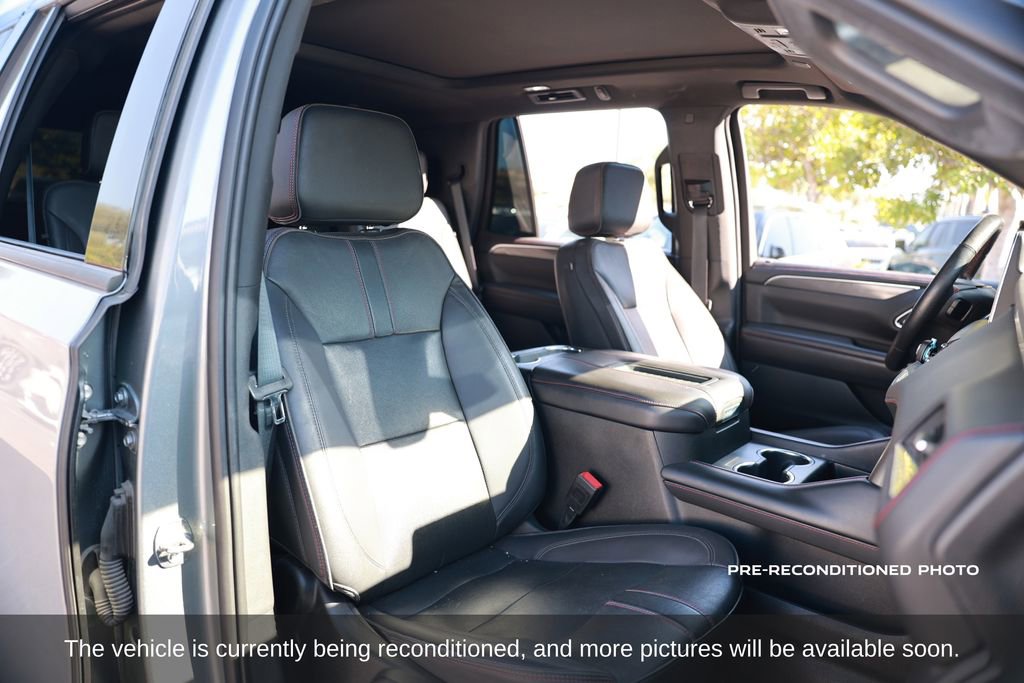 Used 2022 Chevrolet Tahoe RST w/ Luxury Package image 15