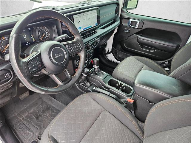 Used 2024 Jeep Gladiator Mojave w/ Safety Group AWD/4WD image 13