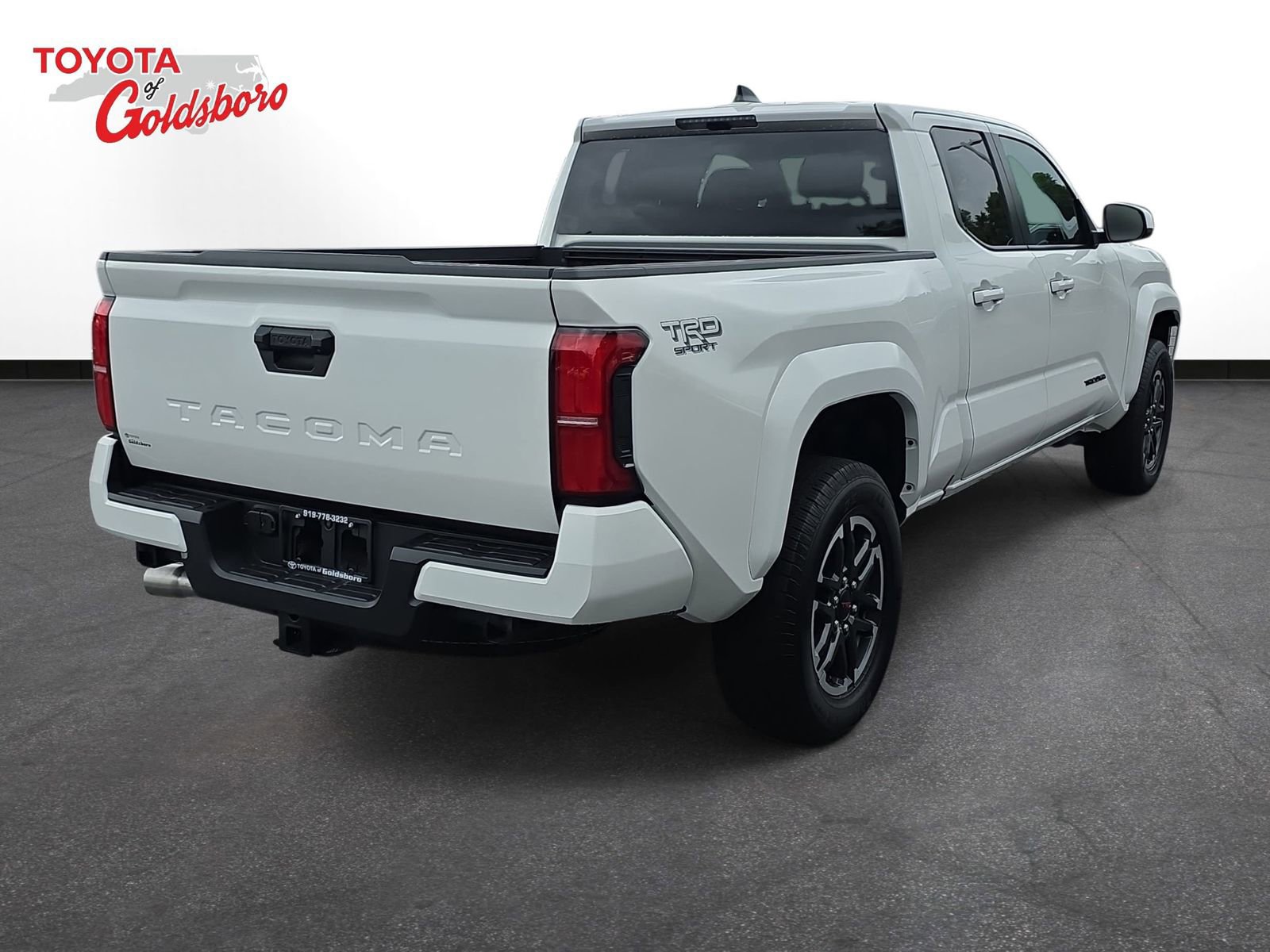 Used 2025 Toyota Tacoma TRD Sport RWD image 5