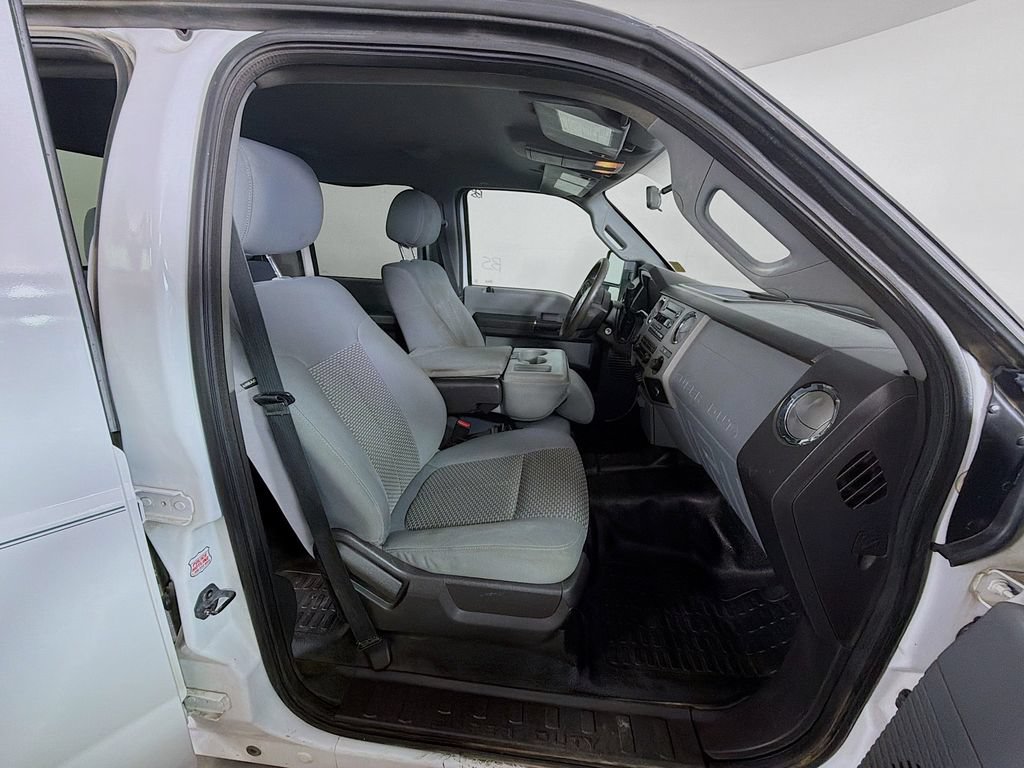 Used 2013 Ford F350 XLT w/ FX4 4X4 Off-Road Pkg image 24