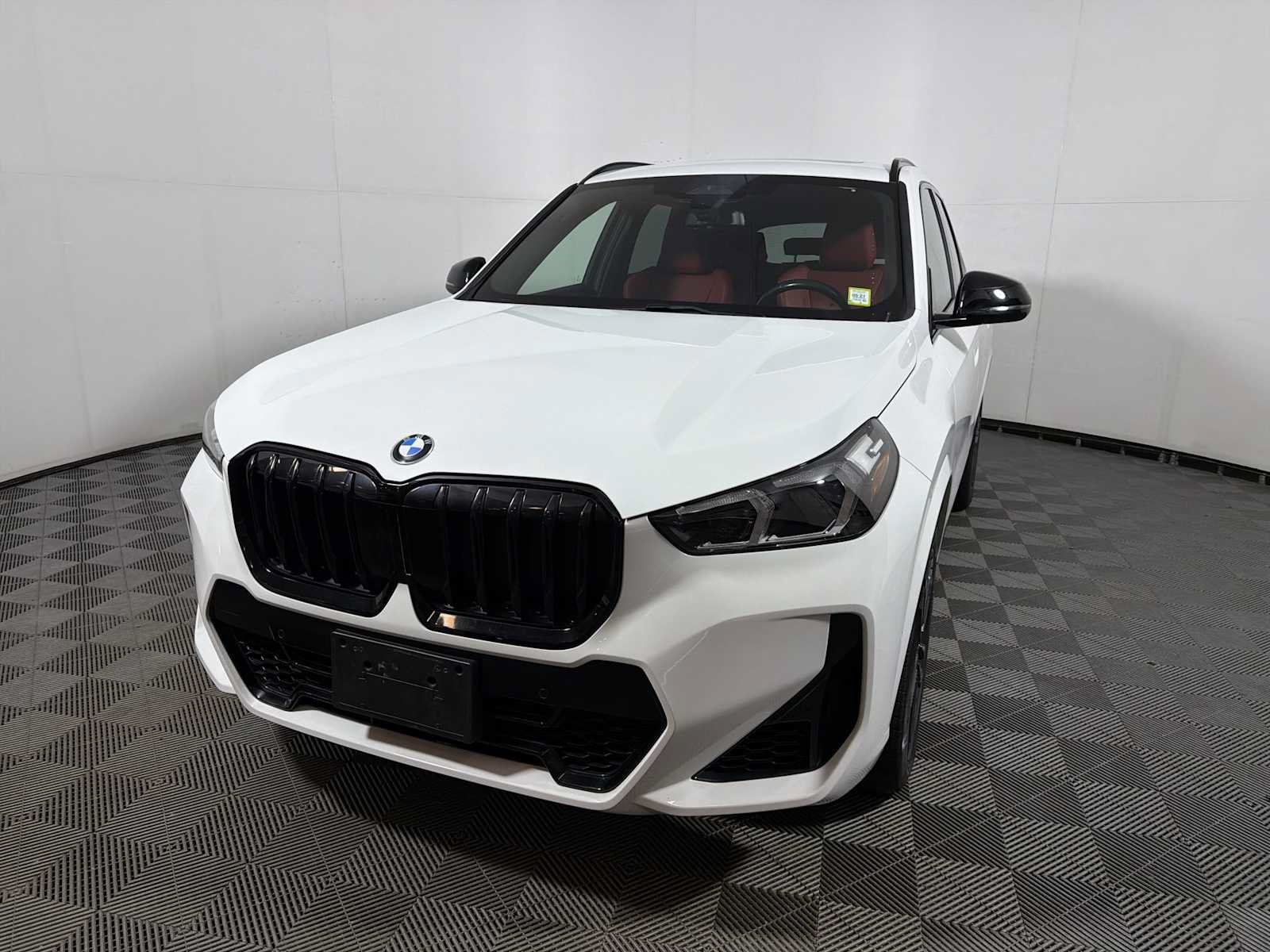 Certified 2023 BMW X1 xDrive28i w/ M Sport Package AWD/4WD image 3