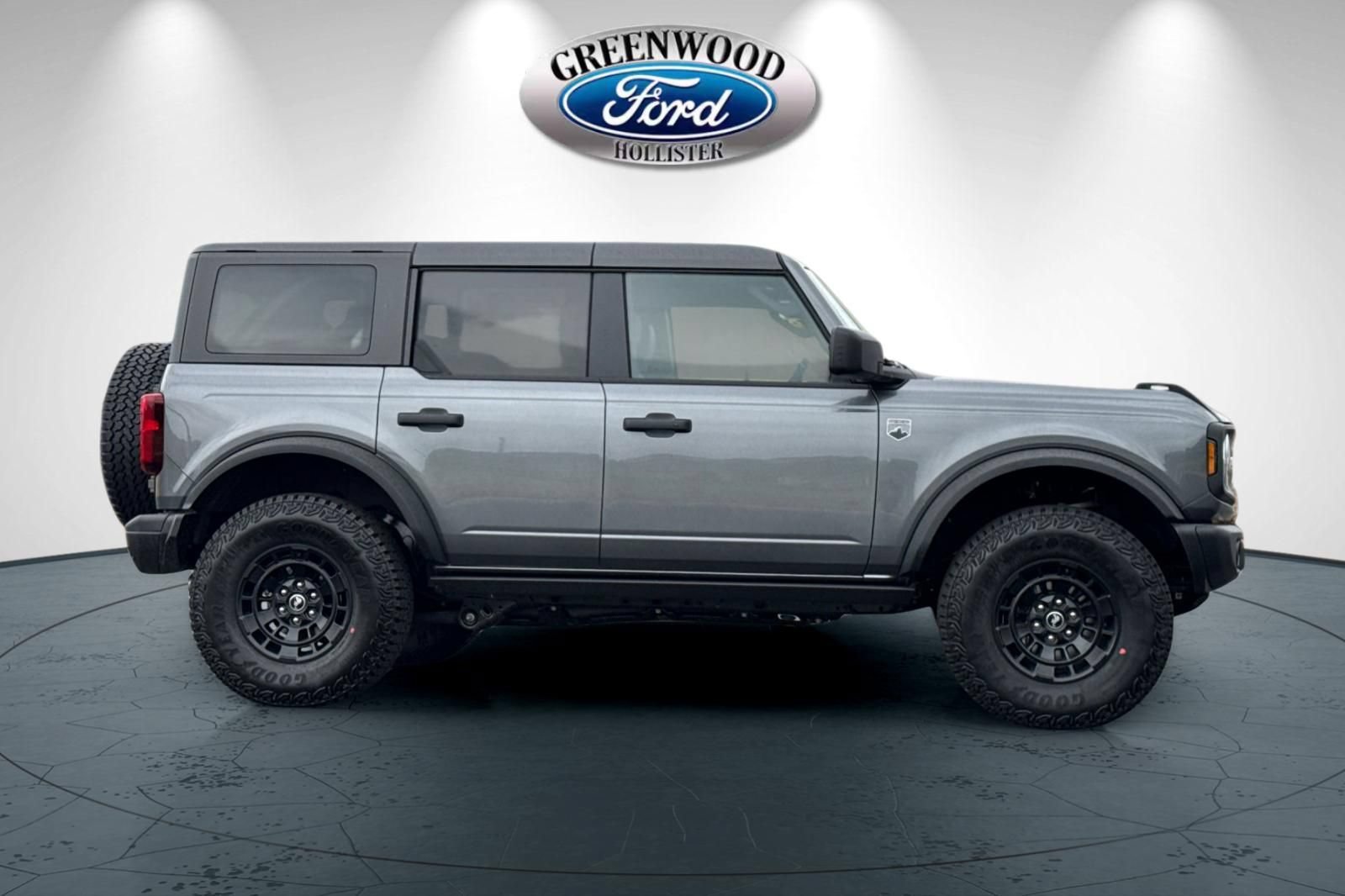 New 2026 Ford Bronco Big Bend w/ Black Diamond Package AWD/4WD image 3