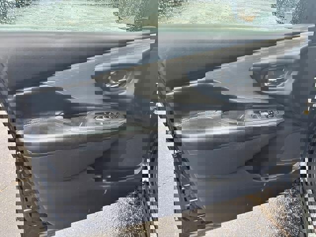 Used 2017 Nissan Murano SV image 10