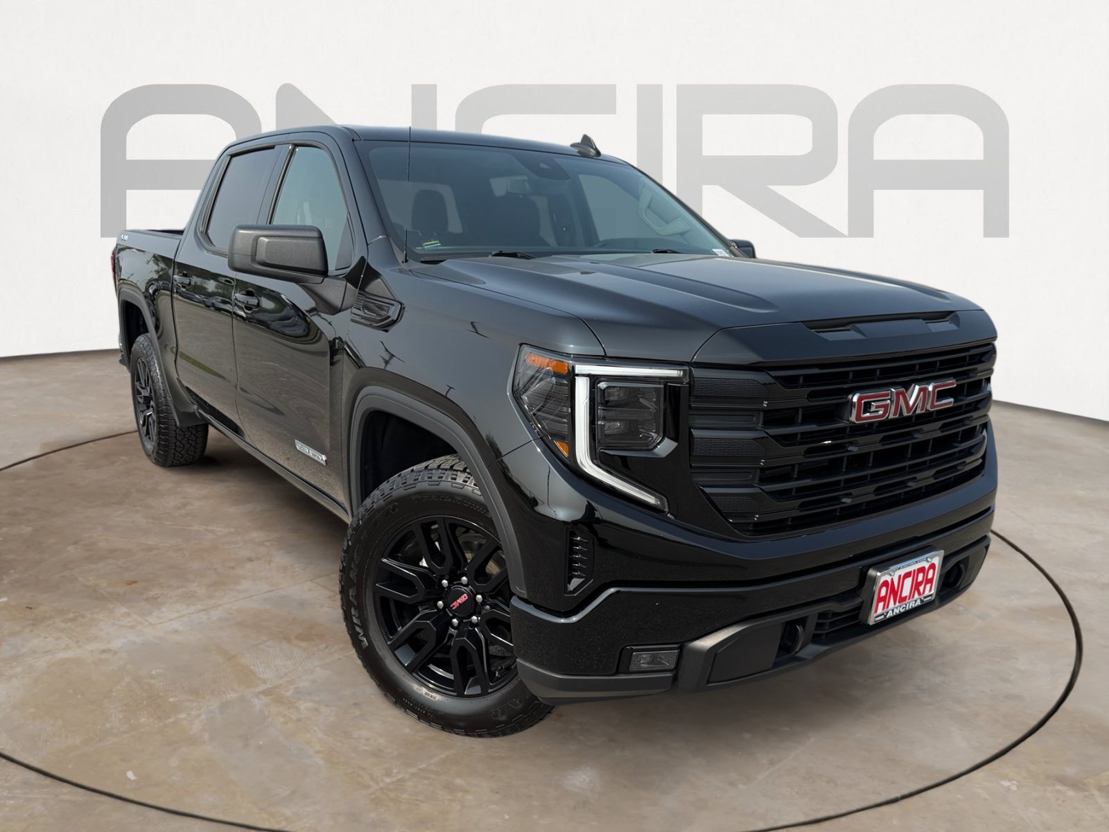 Used 2024 GMC Sierra 1500 Elevation AWD/4WD image 4